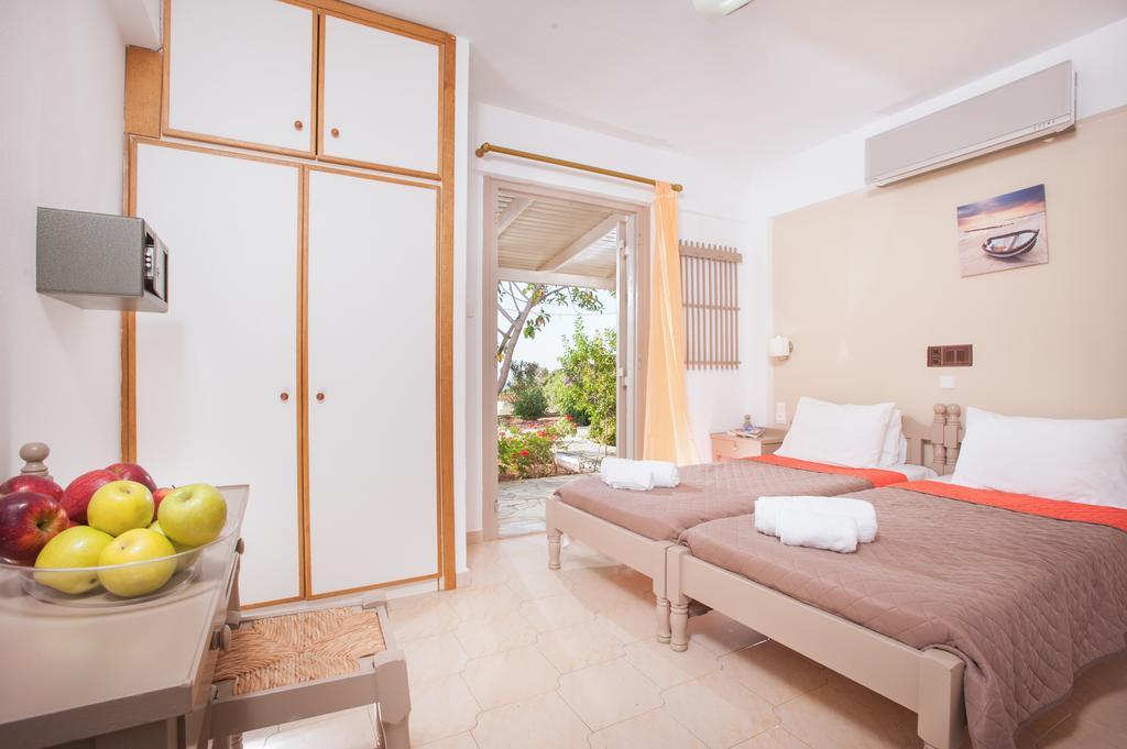 خيرسونِسوس Panorama-Seaview Studios & Apartments المظهر الخارجي الصورة